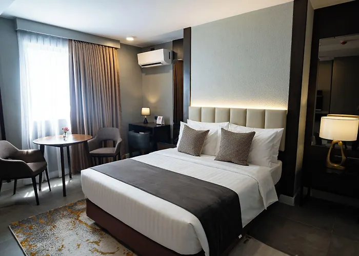 Amber - Hotel Cebu